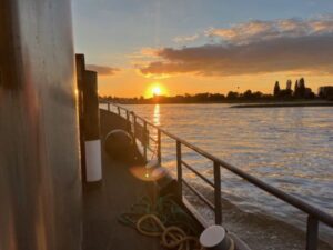 Rivier Expeditie varen over de Waal Nederlands Watermuseum
